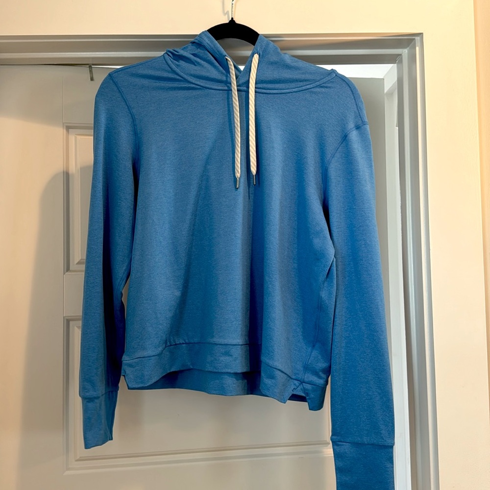 LIKE NEW Vuori Halo Essential Hoodie Blue - Size M